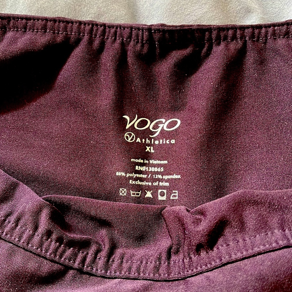 VOGO Athletica Highrise Leggings w/ mesh details on legs
